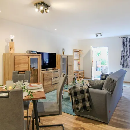 Διαμέρισμα 1 Bedroom Lovely In *